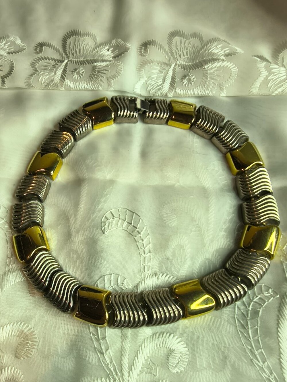 Gold Tone and Silver Tone 1980s Modernist Egyptian Revival Collar Necklace